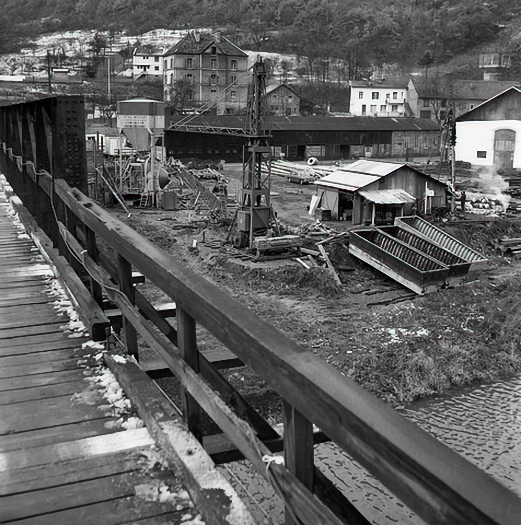 [Construction du nouveau pont]